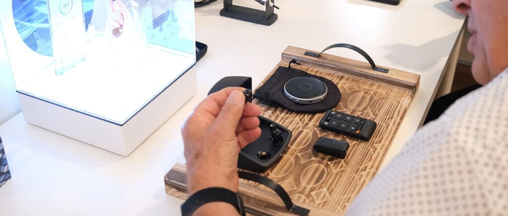 hear-at-home-advanced-hearing-aid-tecnhnology-hero-banner-new (1)